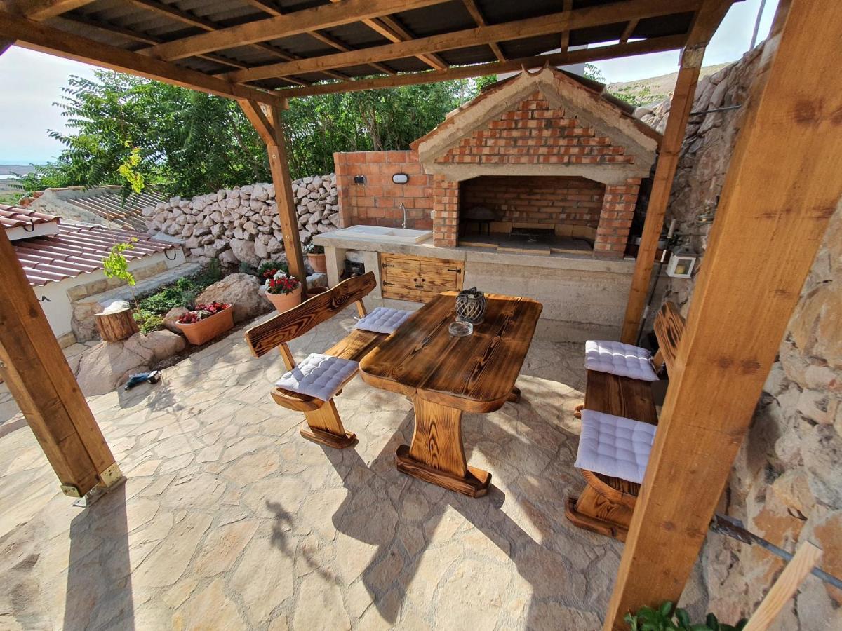 Holiday House Pag Zubovići エクステリア 写真